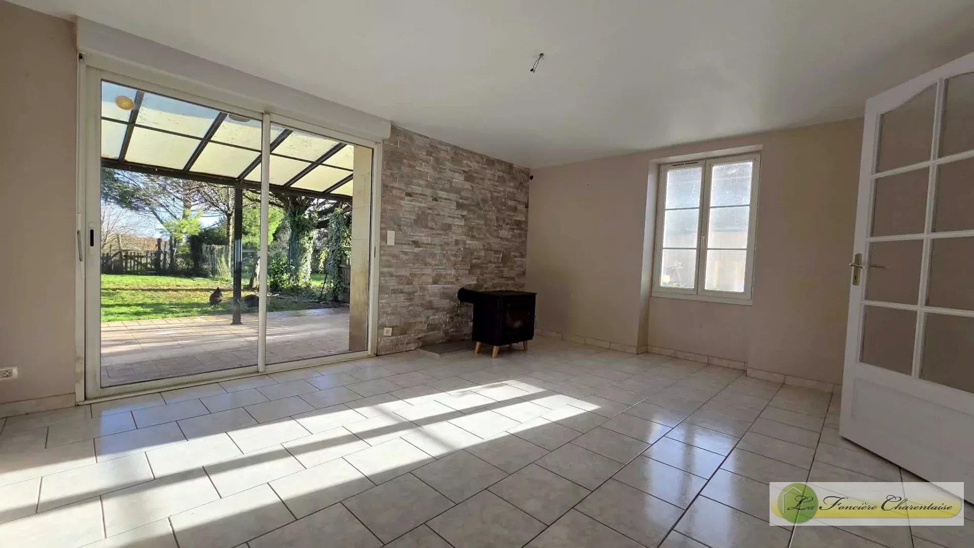 Maison à vendre, 154m², Fouqueure