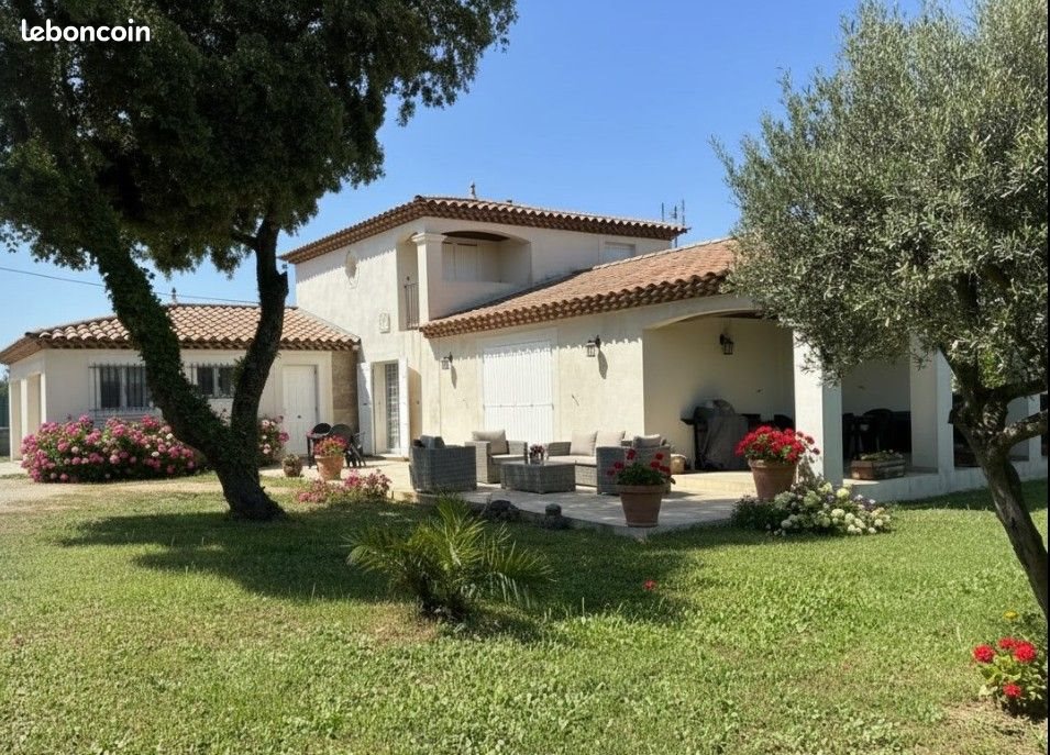 Maison à vendre, 160m², Grans