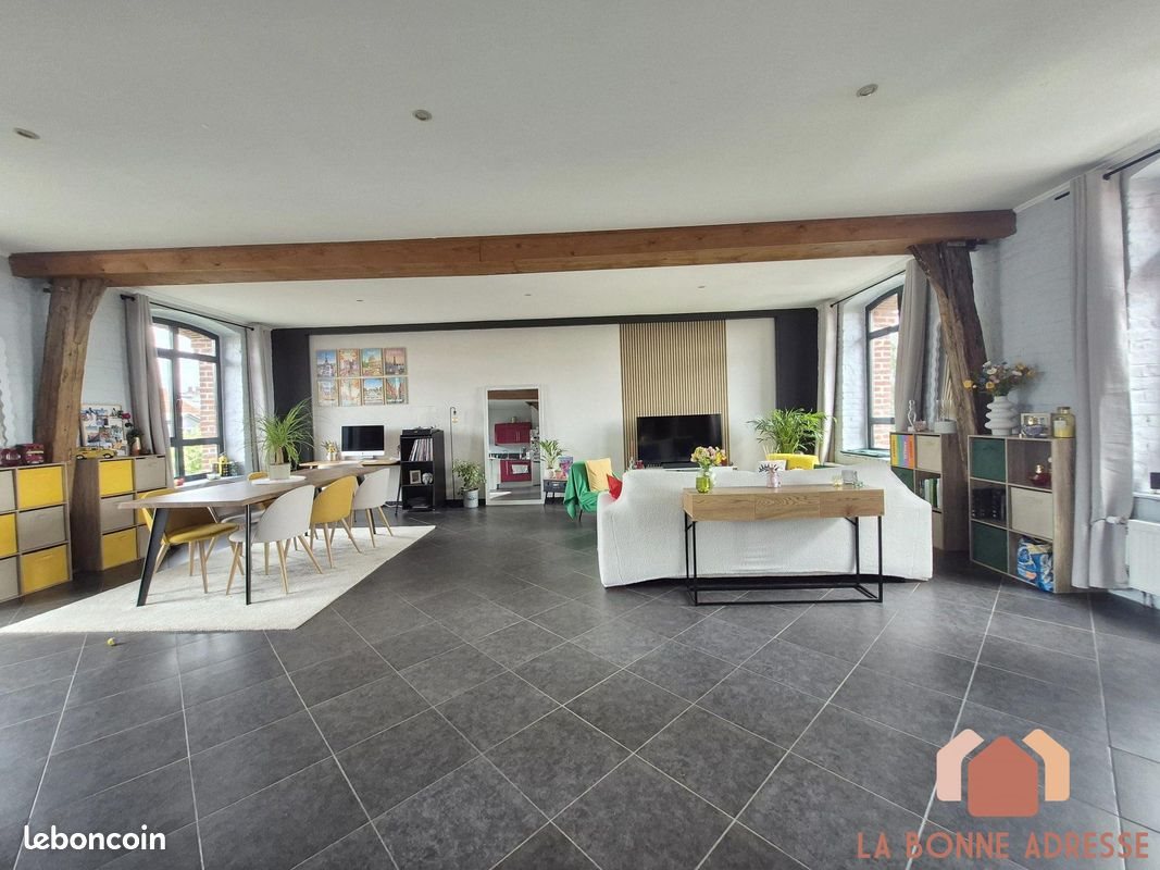 Appartement à louer, 99m², Roubaix