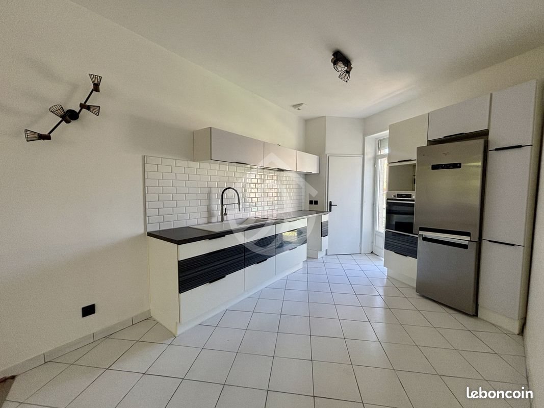 Maison à louer, 84m², Saint-Péray