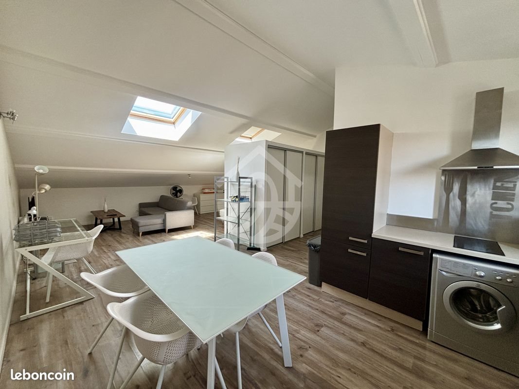 Appartement à louer, 44m², Valence