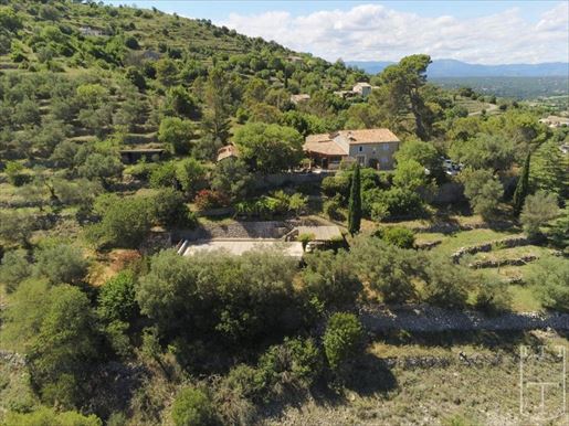 Maison 7 pièces 175 m² · à Sampzon · 175 m² · 690 000 €