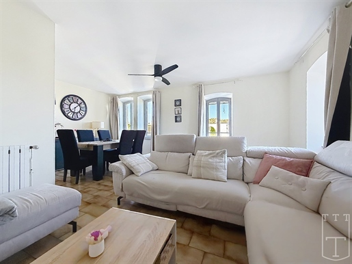 Appartement 6 pièces 145 m² · à Ruoms · 145 m² · 212 000 €