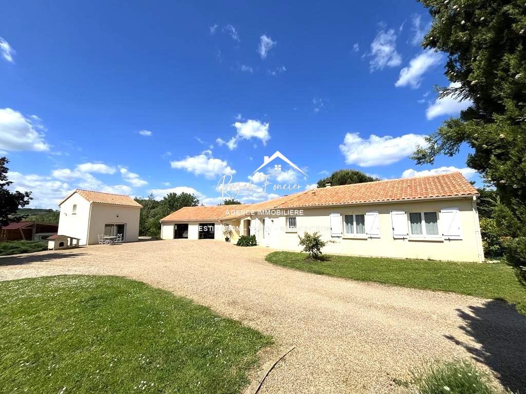 Maison à vendre, 151m², Thuré