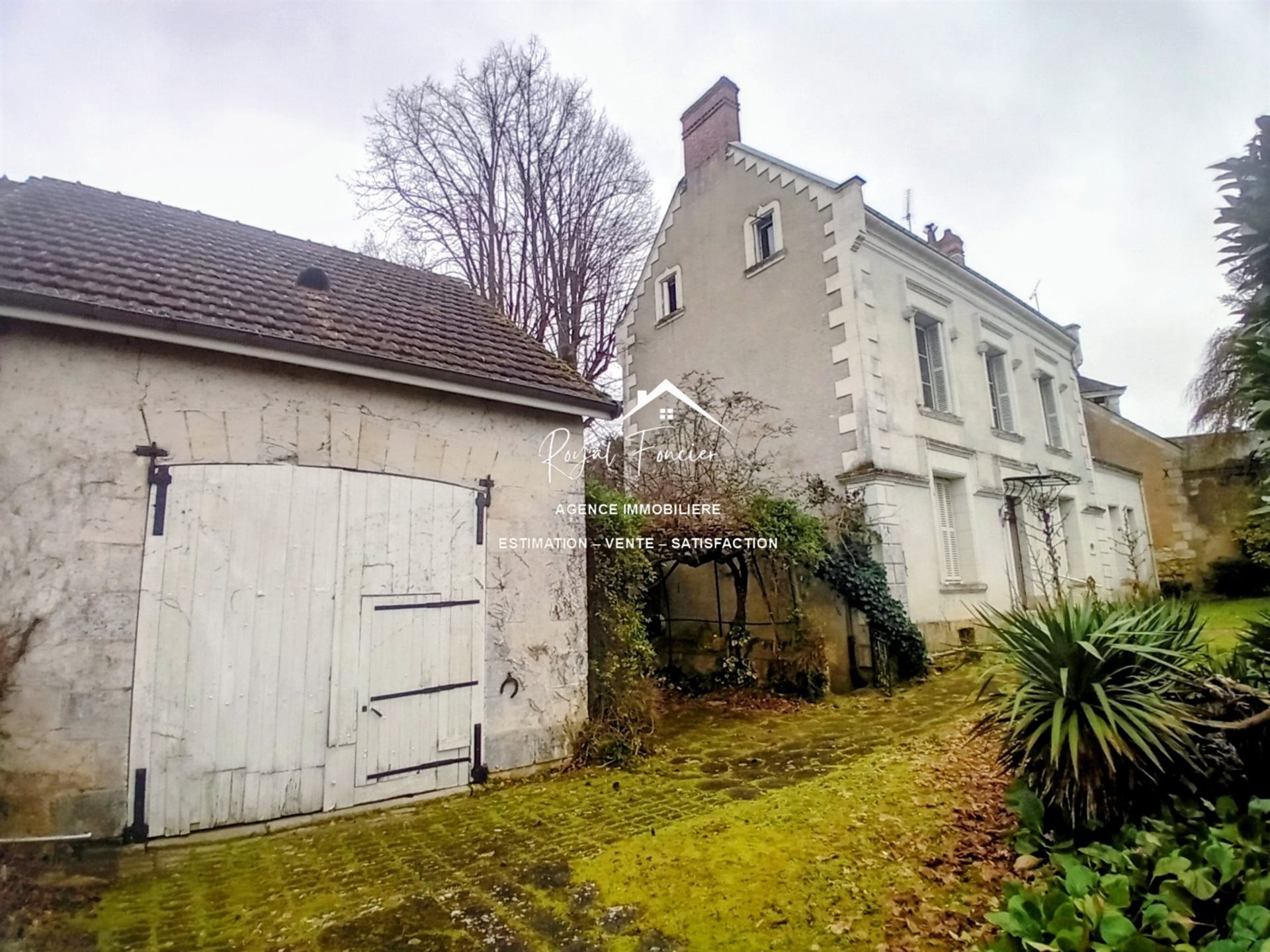 Maison à vendre, 194m², Charnizay