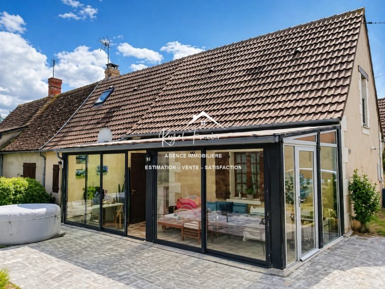 Maison à vendre, 102m², Charnizay
