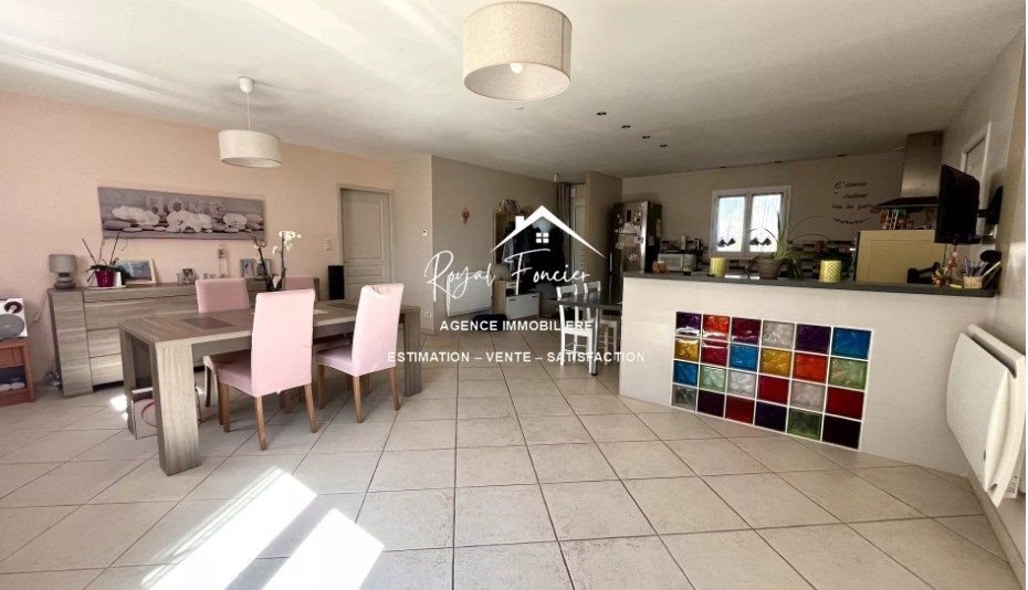 Maison à vendre, 133m², Dangé-Saint-Romain