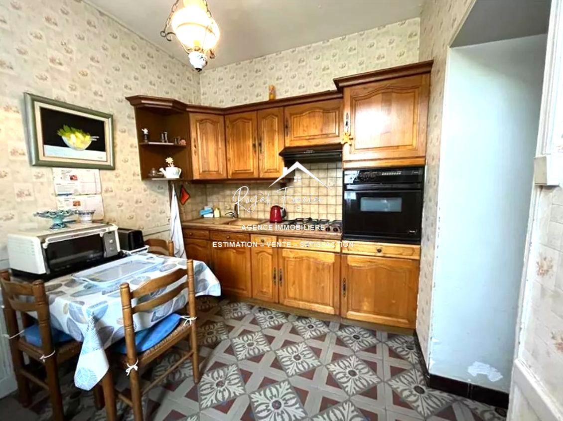 Maison à vendre, 104m², La Celle-Saint-Avant