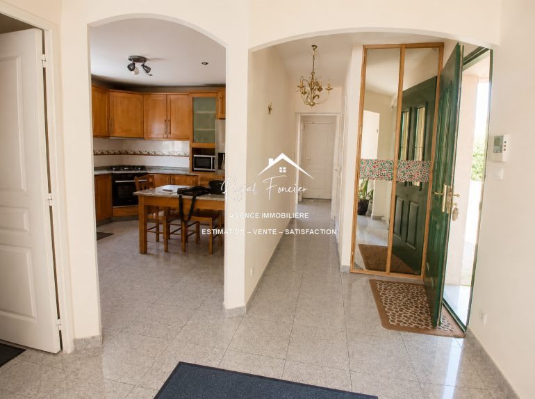 Maison à vendre, 118m², Dangé-Saint-Romain