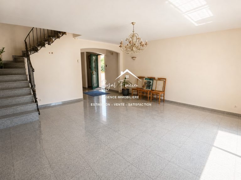 Maison à vendre, 118m², Dangé-Saint-Romain