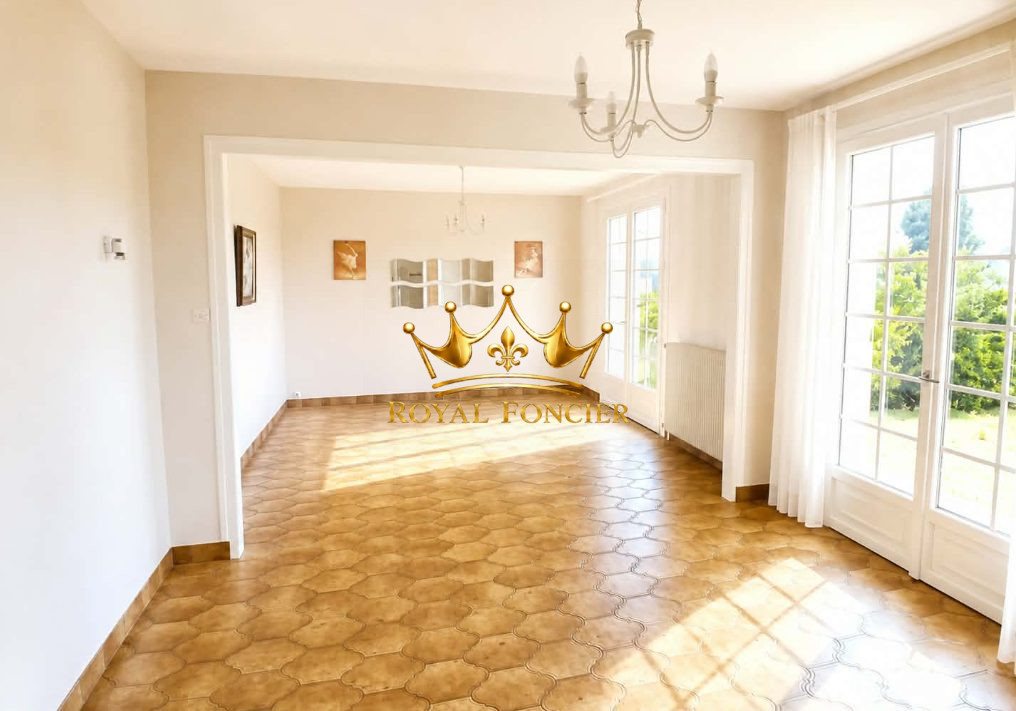 Maison à vendre, 75m², Thuré