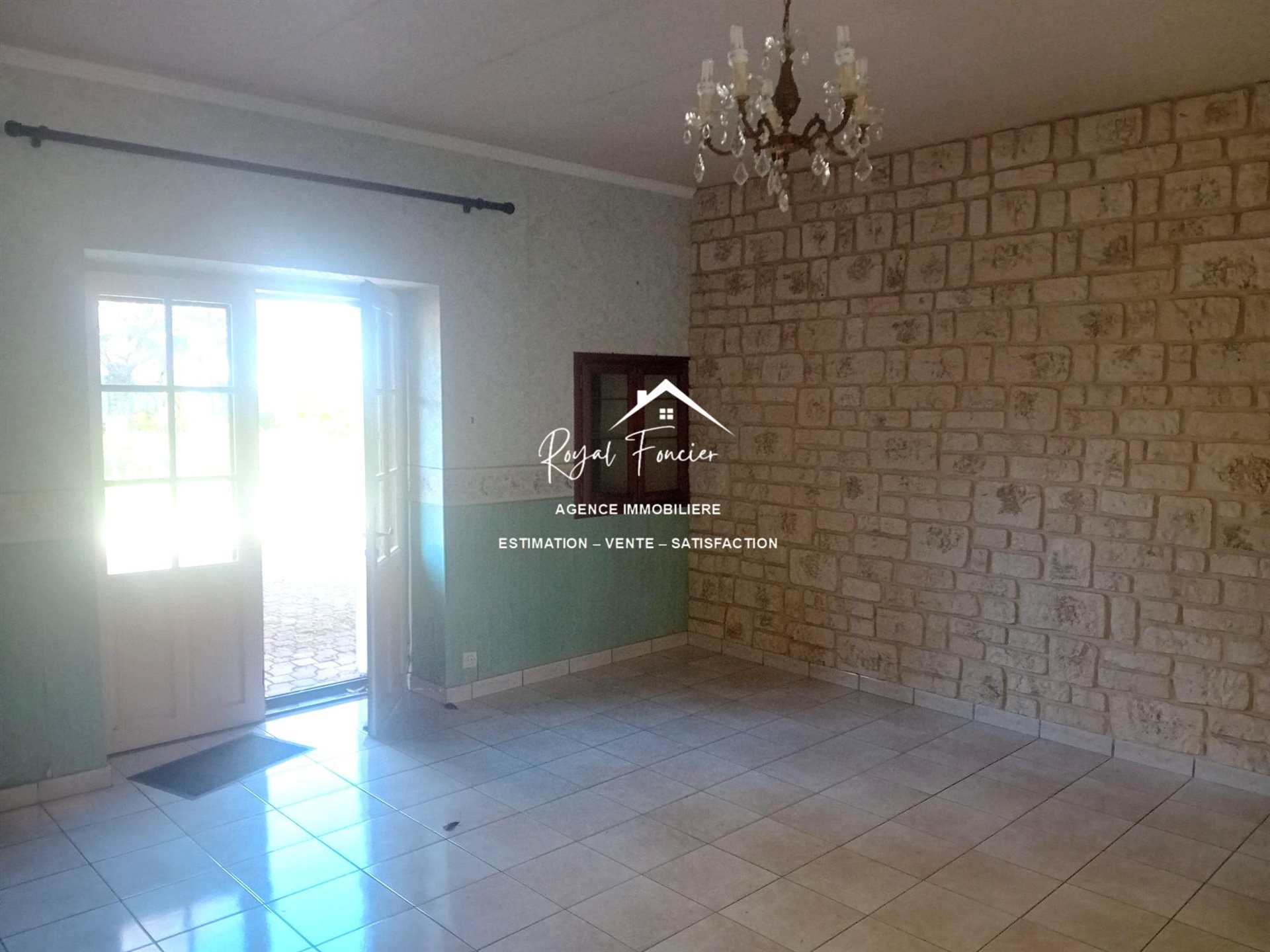 Maison à vendre, 108m², Saint-Genest-d'Ambière