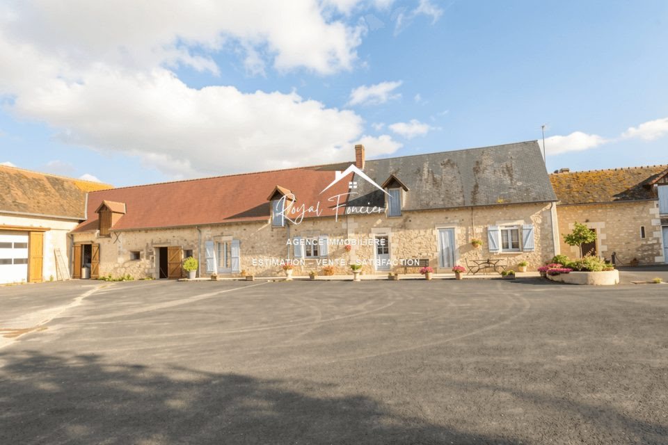 Maison à vendre, 160m², Charnizay