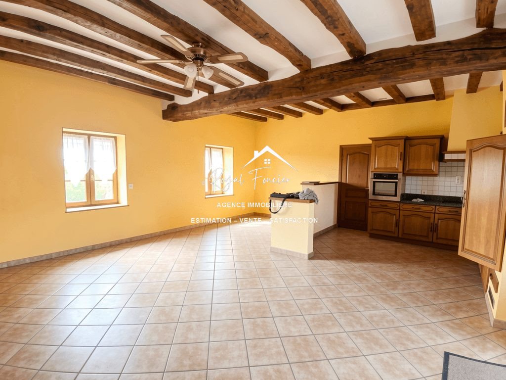 Maison à vendre, 160m², Charnizay