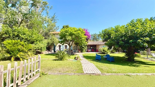 Le Pradet 1968m²