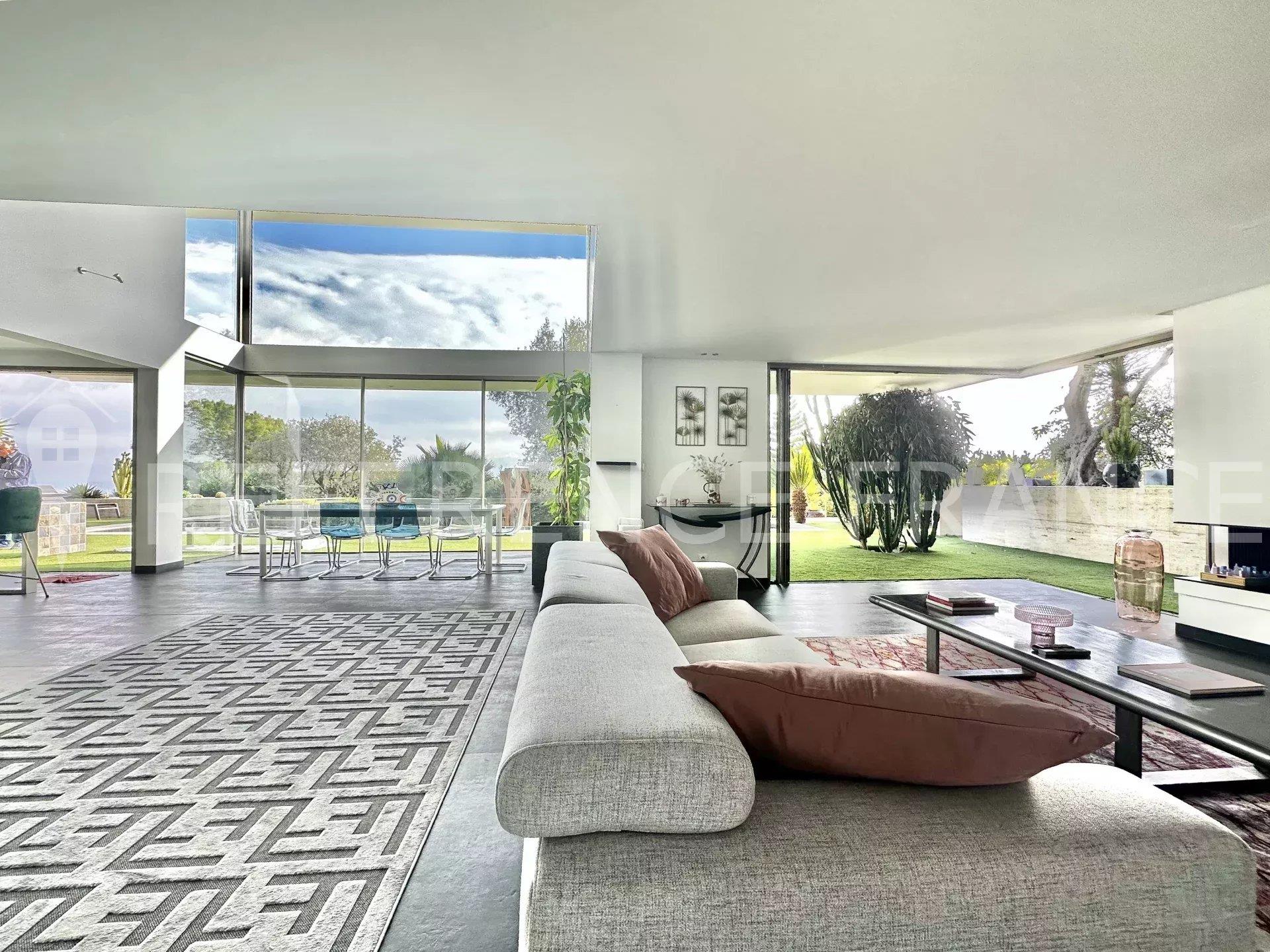 Maison à louer, 250m², Mougins