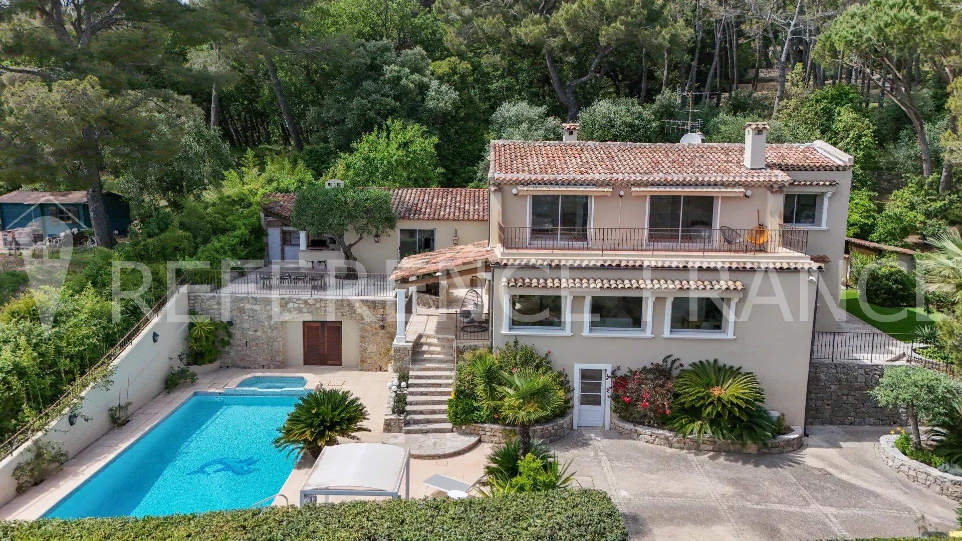 Maison à vendre, 200m², Mougins