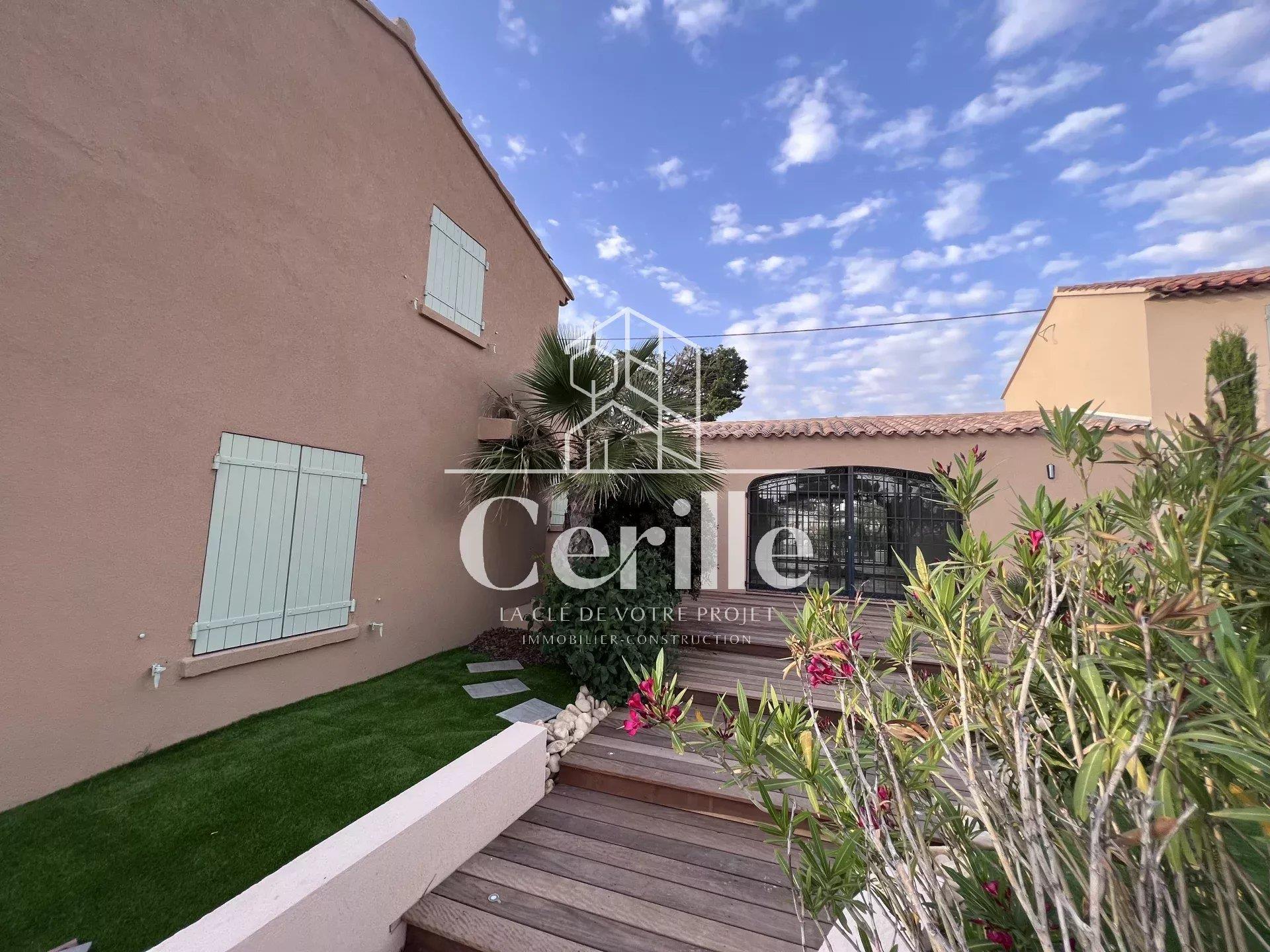 Maison à vendre, 209m², Sanary-sur-Mer