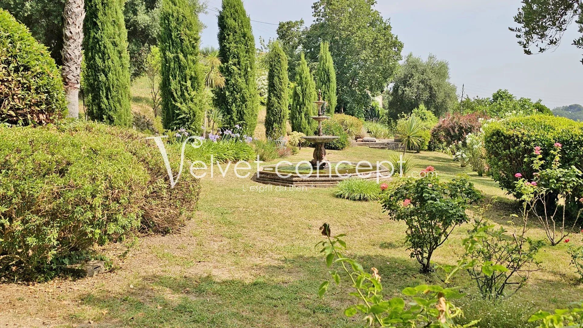 Maison à vendre, 201m², Châteauneuf-Grasse