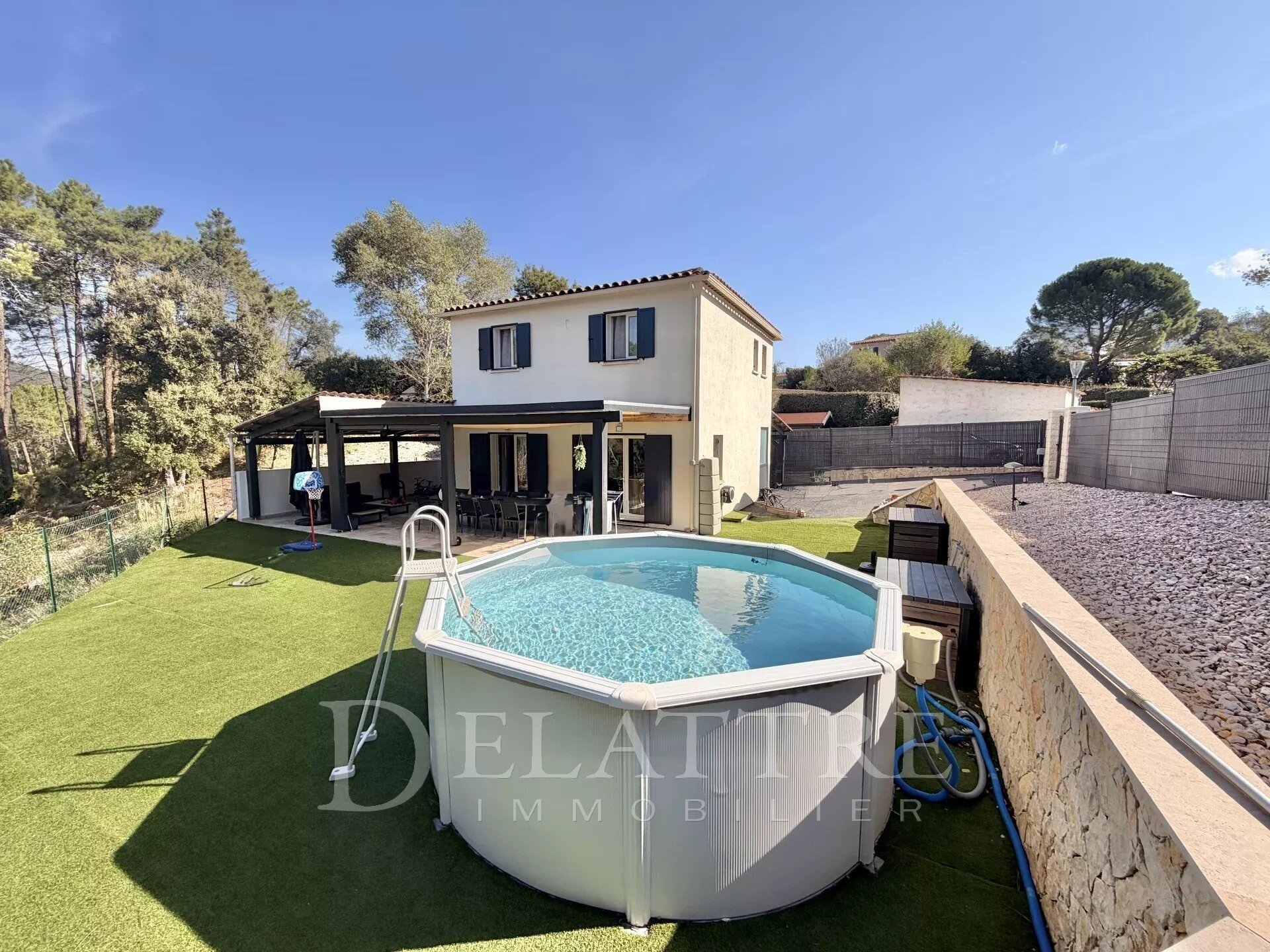 Maison à vendre, 95m², Montauroux