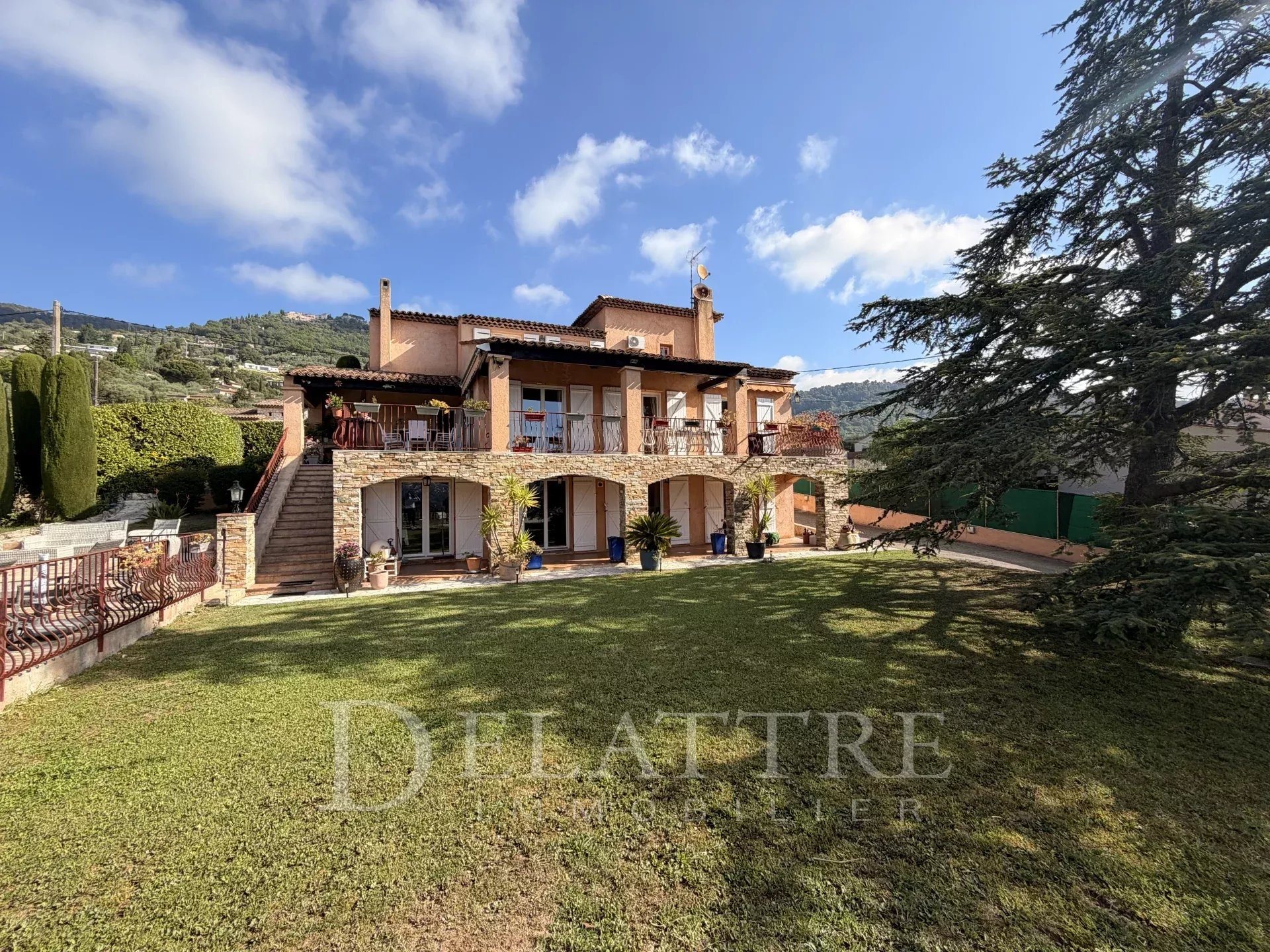 Maison à vendre, 300m², Peymeinade