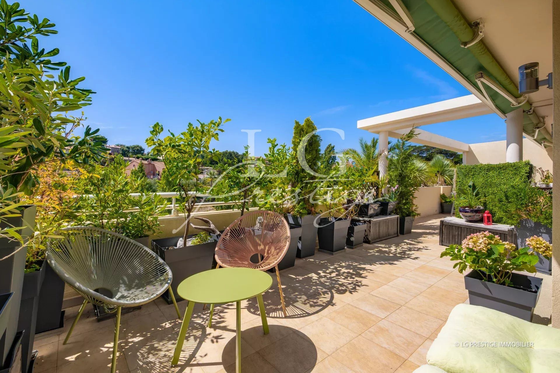 Appartement à vendre, 100m², Mandelieu-la-Napoule