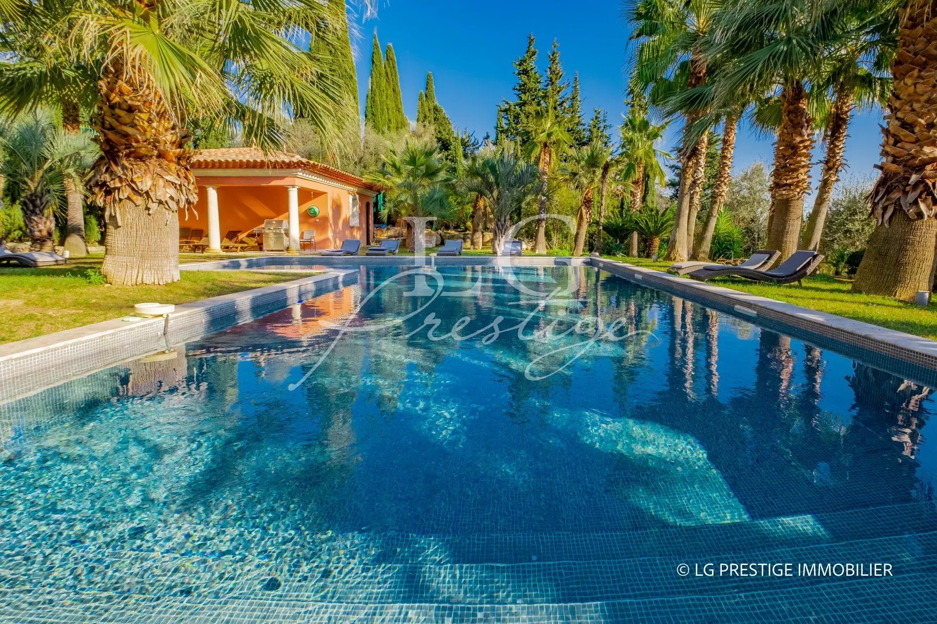 Maison à vendre, 420m², Grasse