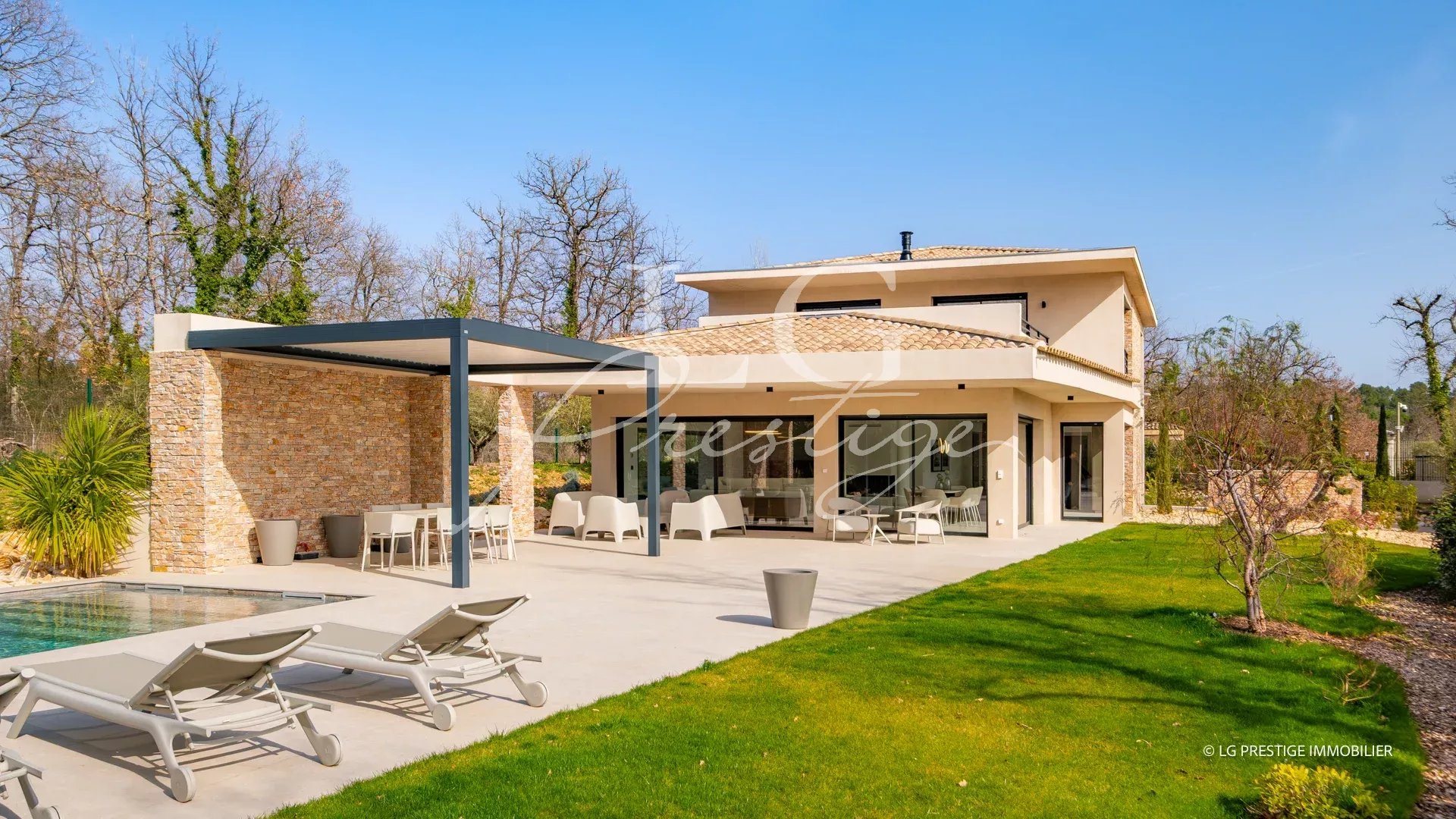 Maison à vendre, 240m², Tourrettes