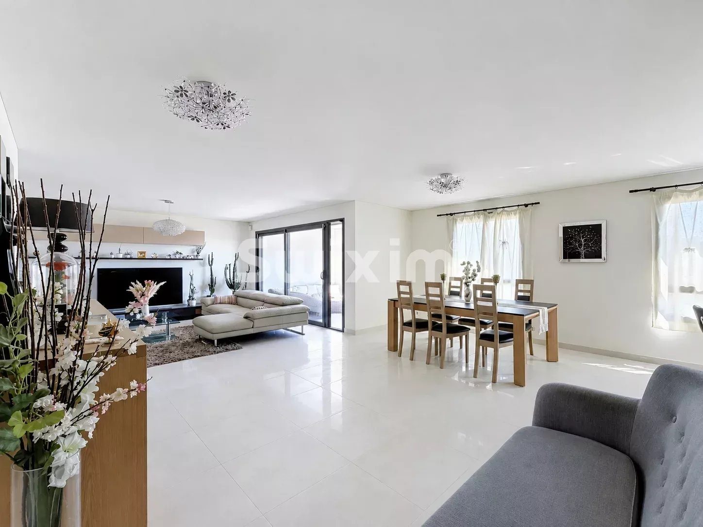 Appartement à vendre, 133m², Saint-Genis-Pouilly