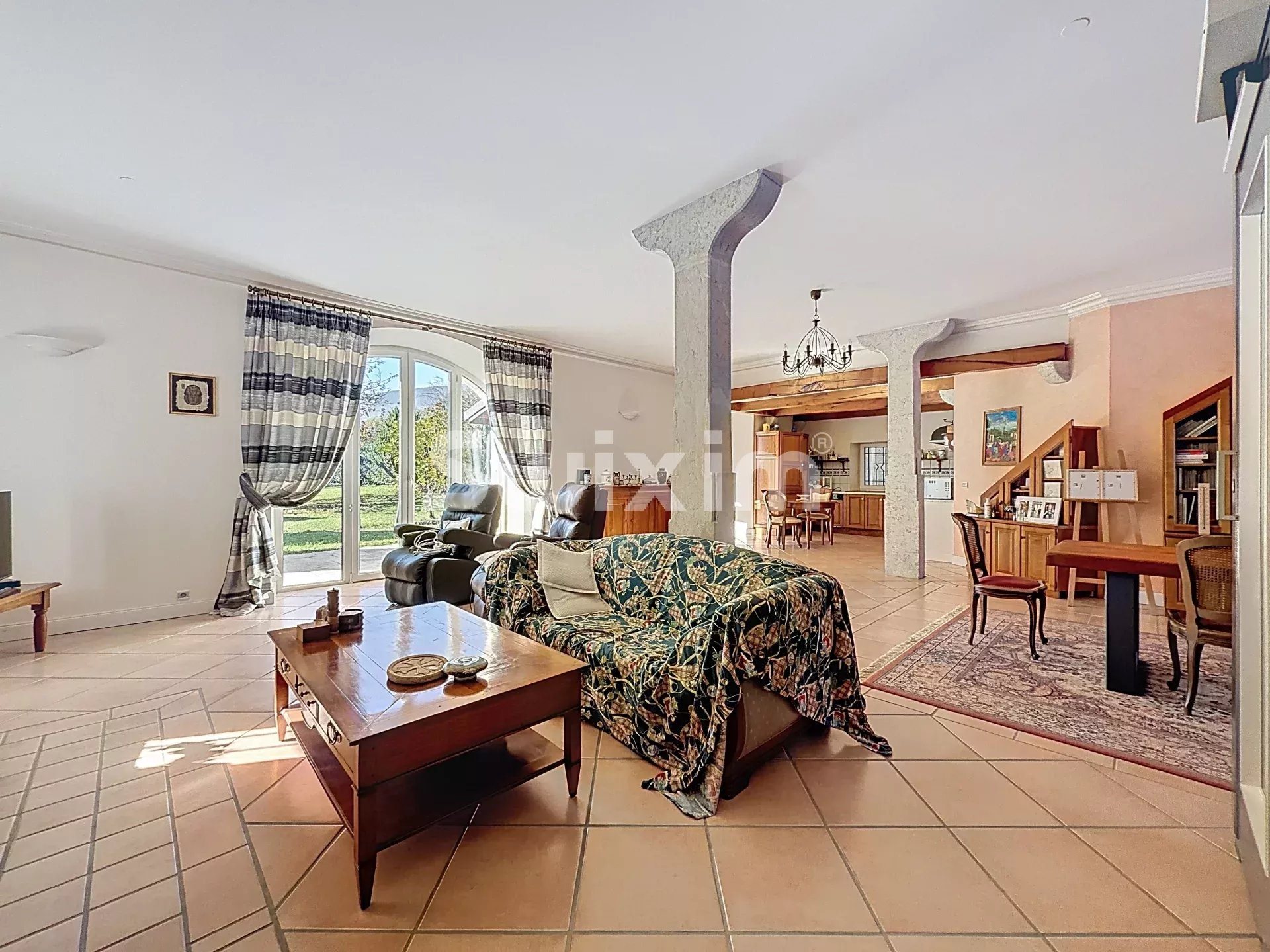 Maison à vendre, 392m², Saint-Jean-de-Gonville