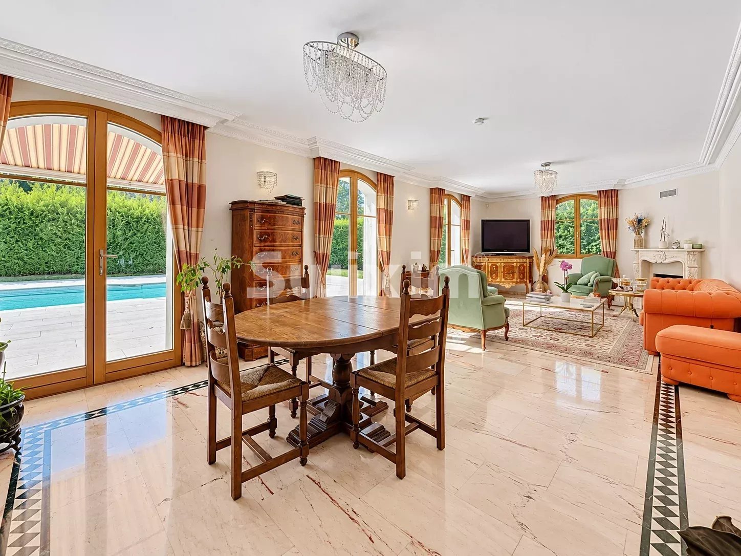 Maison à vendre, 275m², Prévessin-Moëns