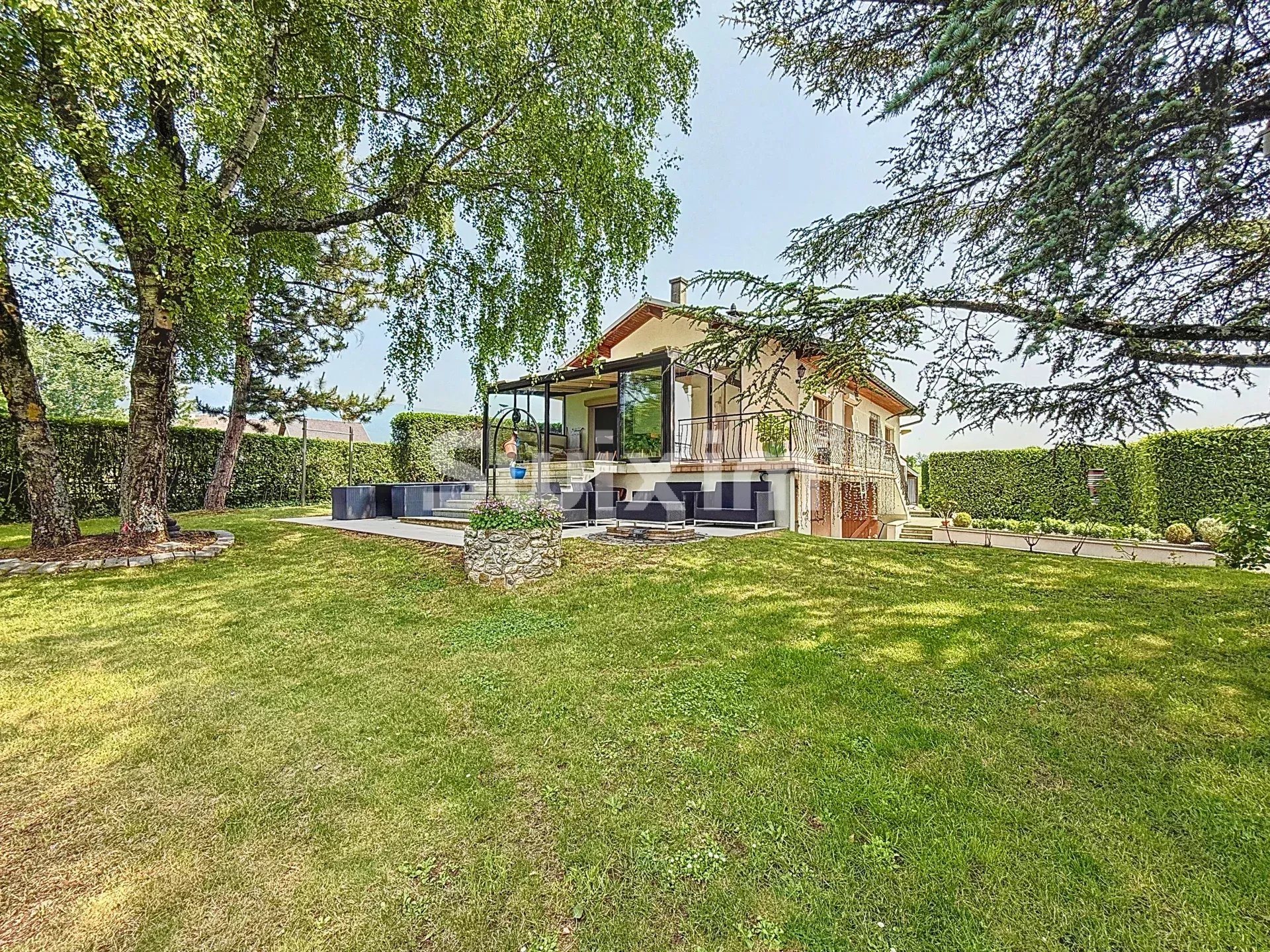 Maison à vendre, 157m², Cessy