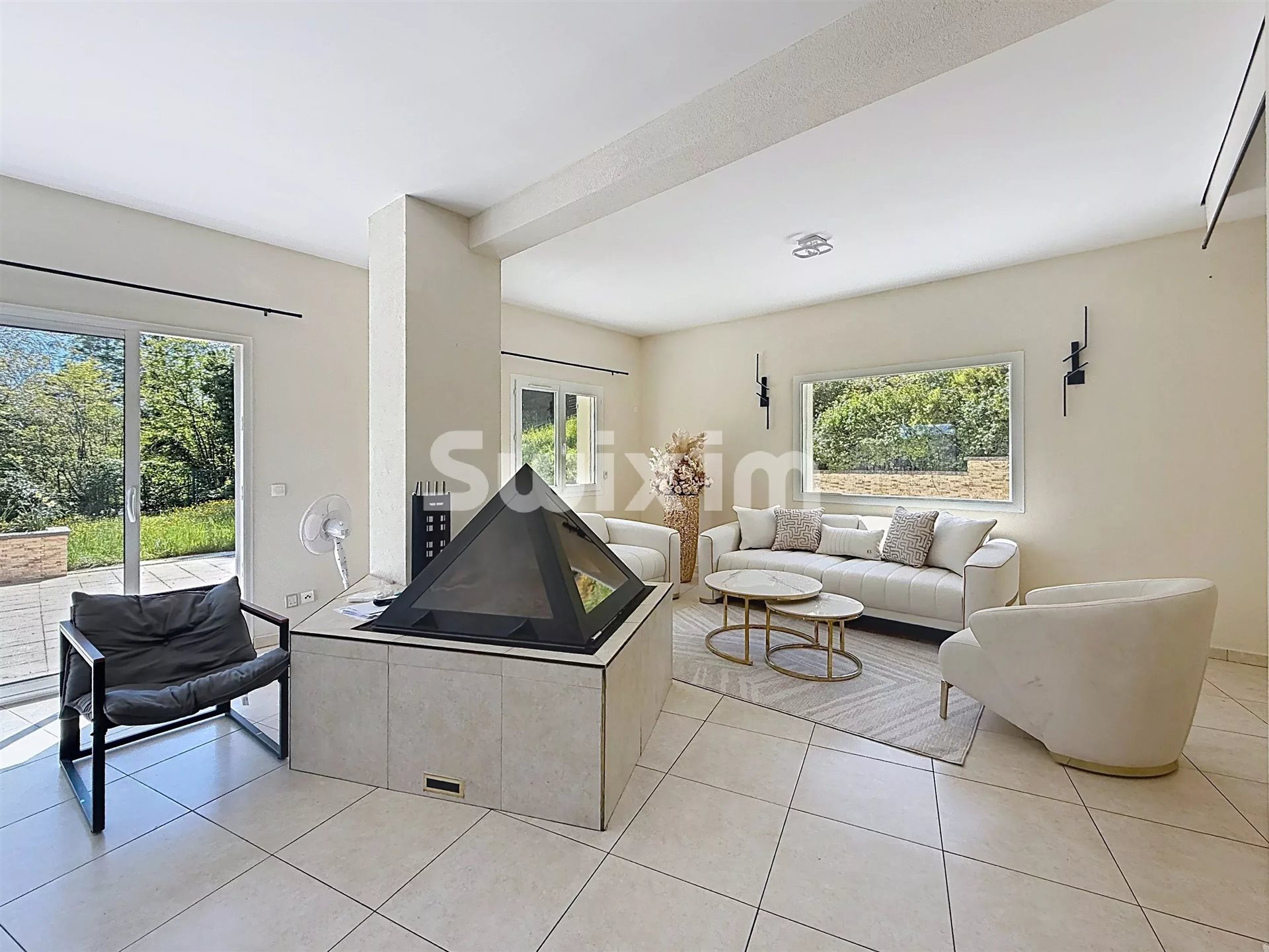 Maison à vendre, 224m², Gex