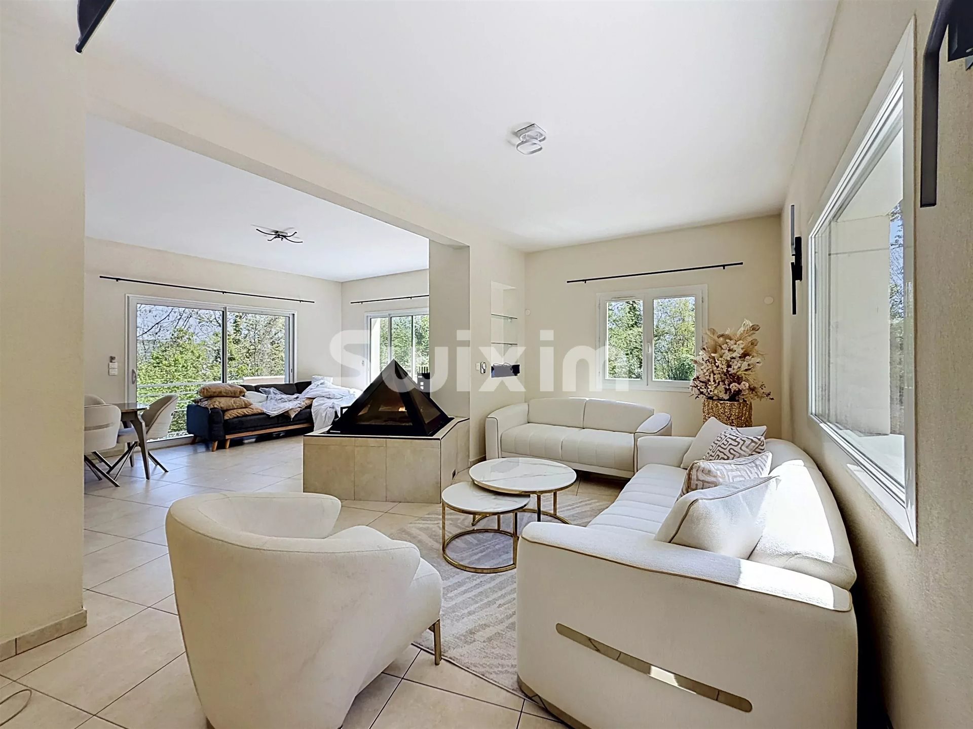 Maison à vendre, 224m², Gex