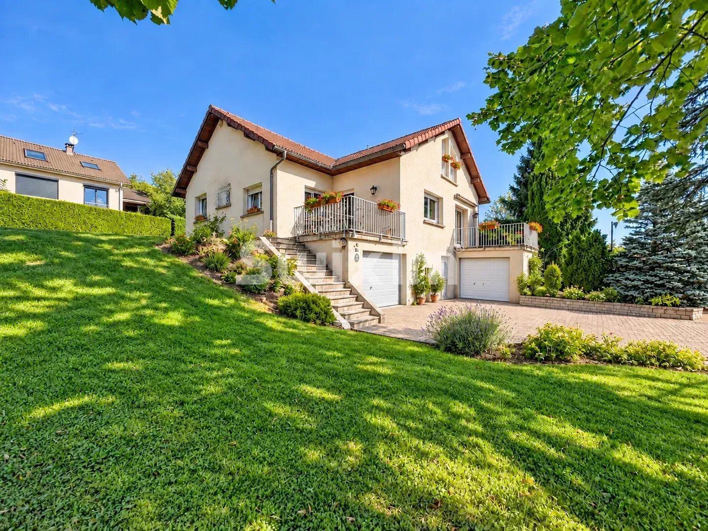 Maison à vendre, 196m², Gex