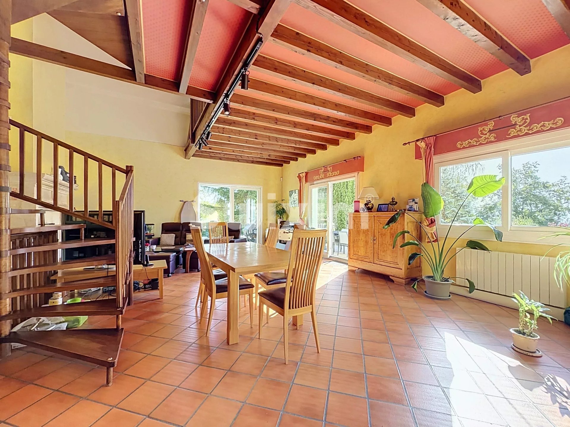 Maison à vendre, 196m², Gex