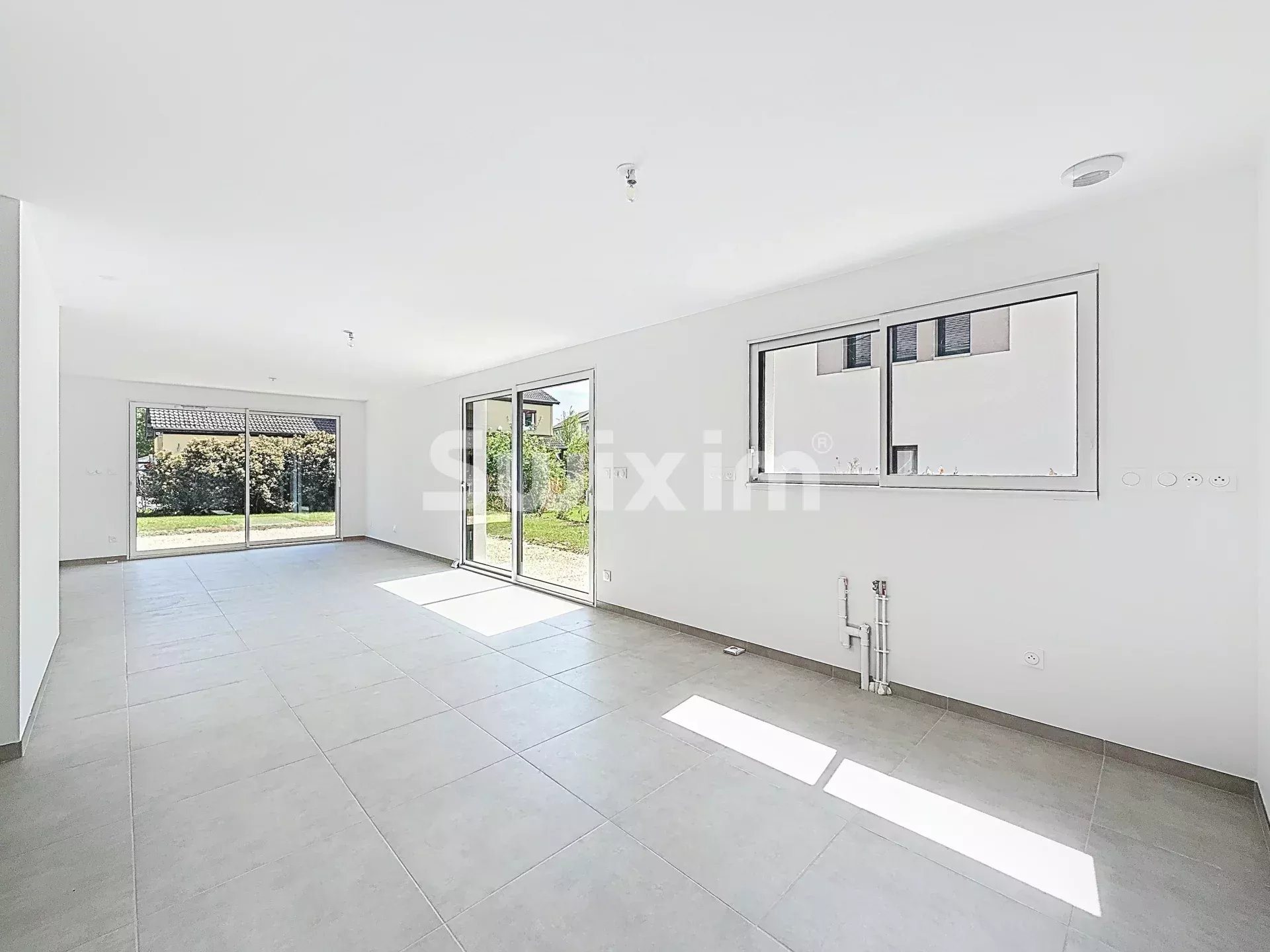 Maison à vendre, 146m², Saint-Genis-Pouilly