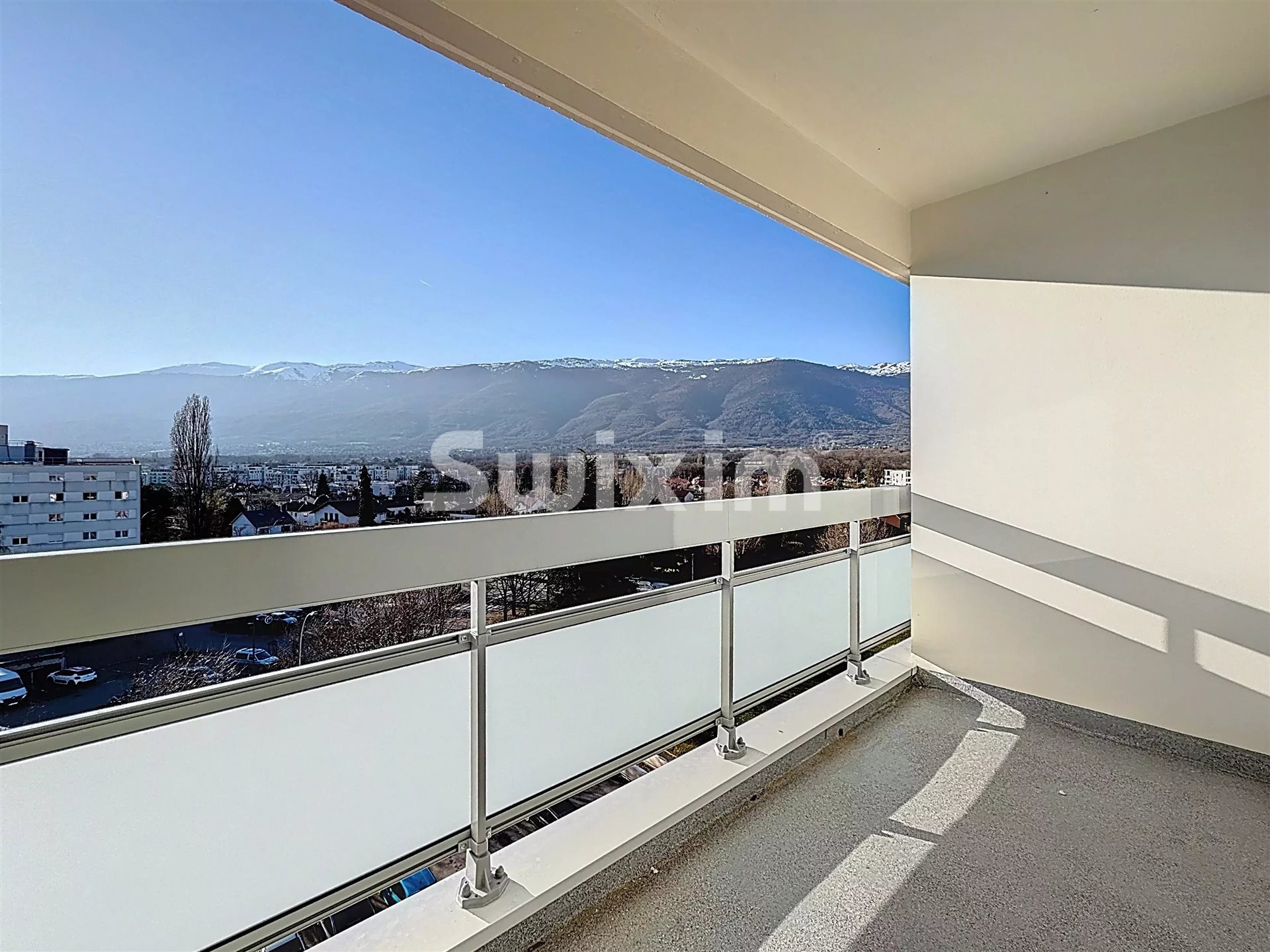 Appartement à vendre, 73m², Saint-Genis-Pouilly