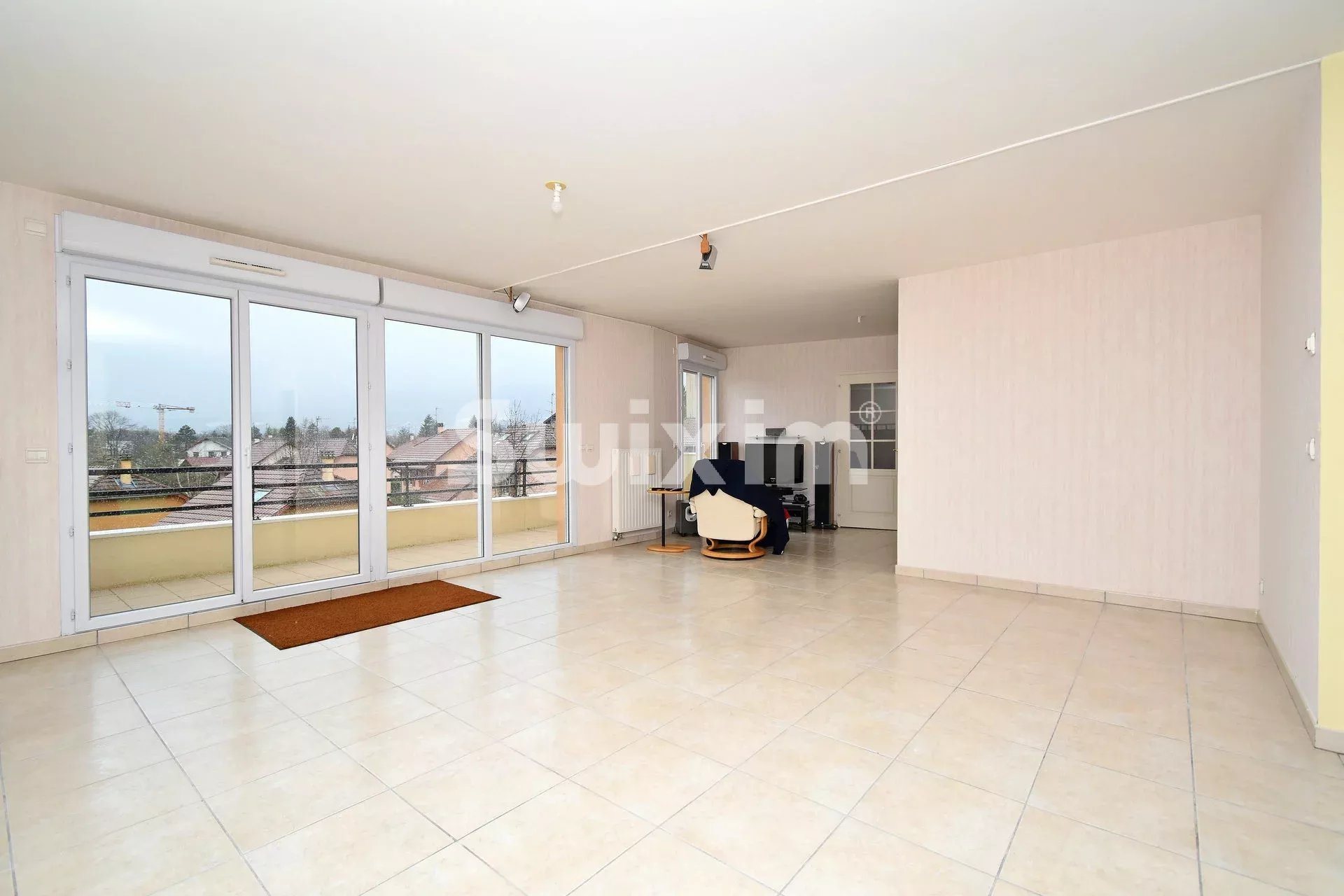 Appartement à vendre, 126m², Saint-Genis-Pouilly