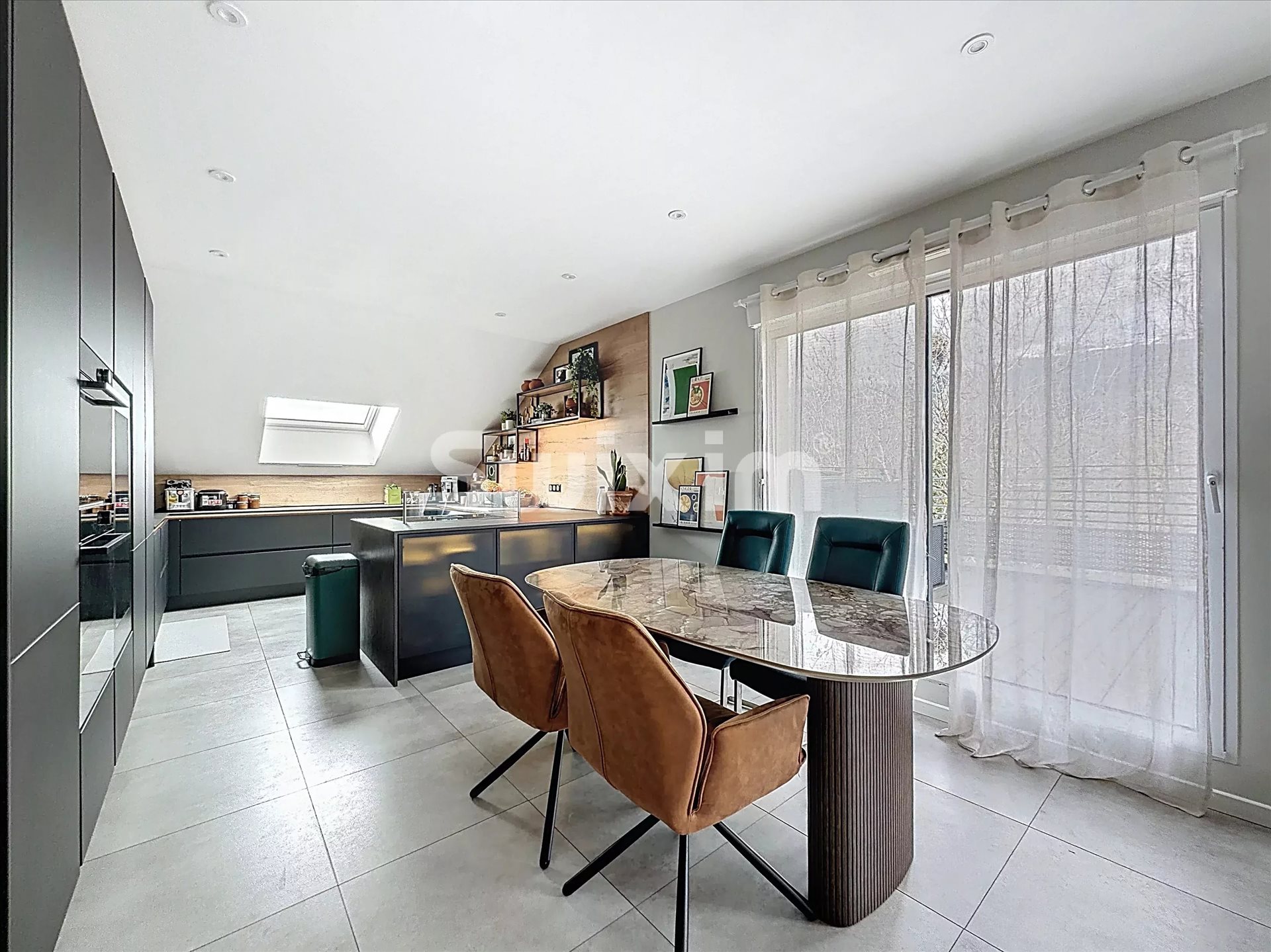 Appartement à vendre, 132m², Chevry