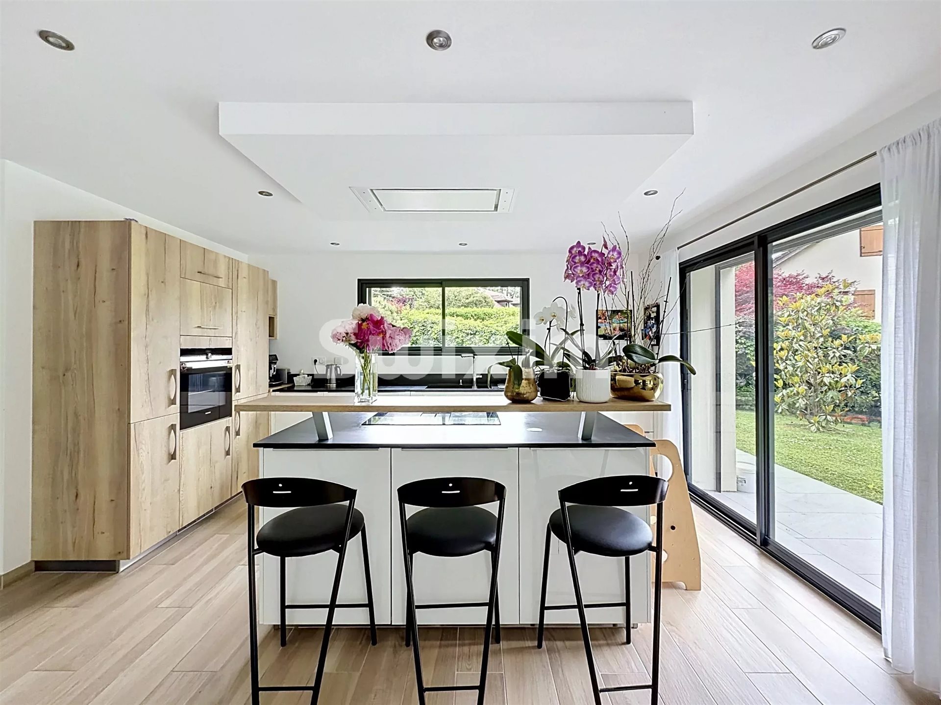 Maison à vendre, 216m², Saint-Genis-Pouilly
