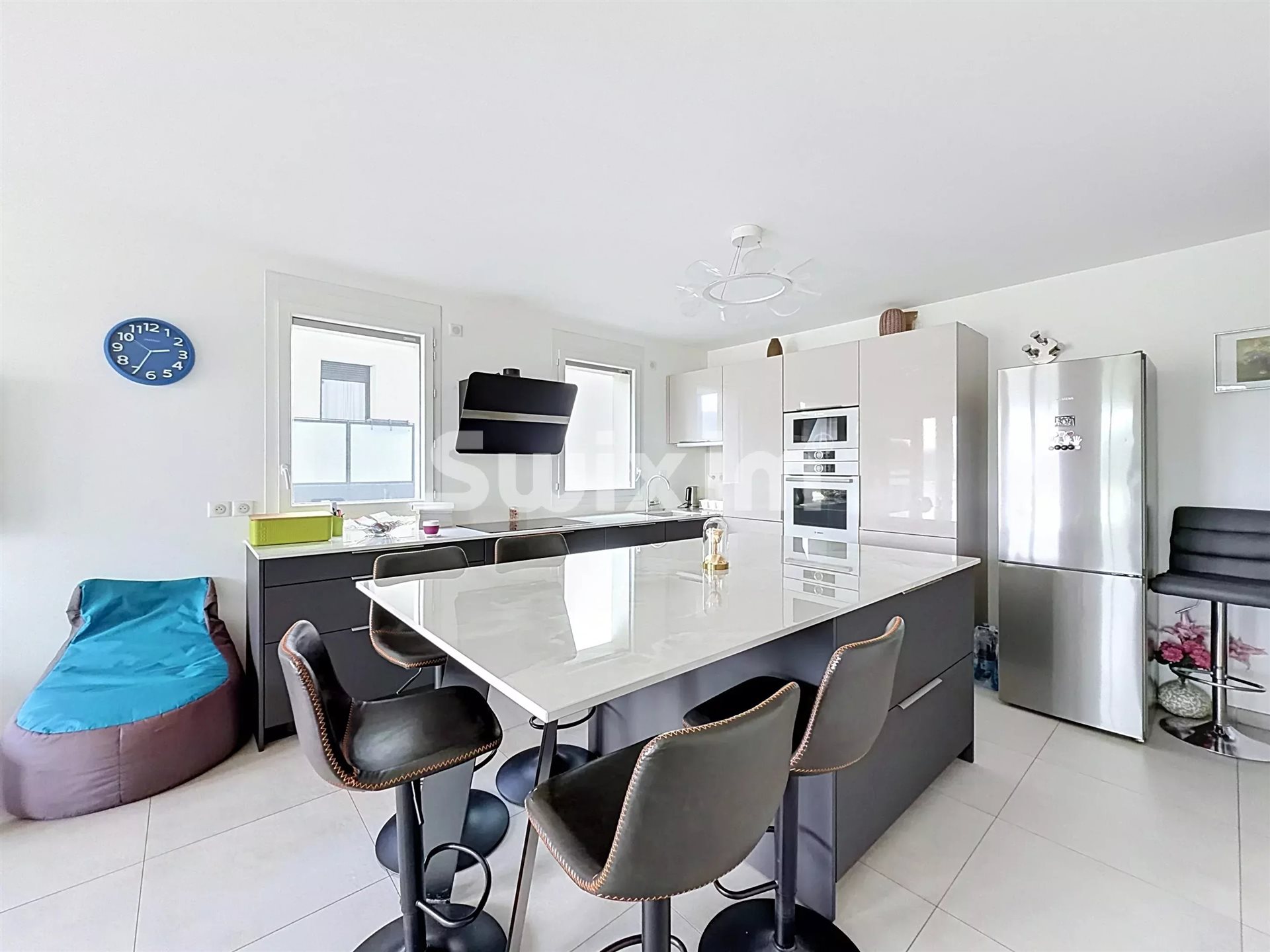 Appartement à vendre, 100m², Ferney-Voltaire