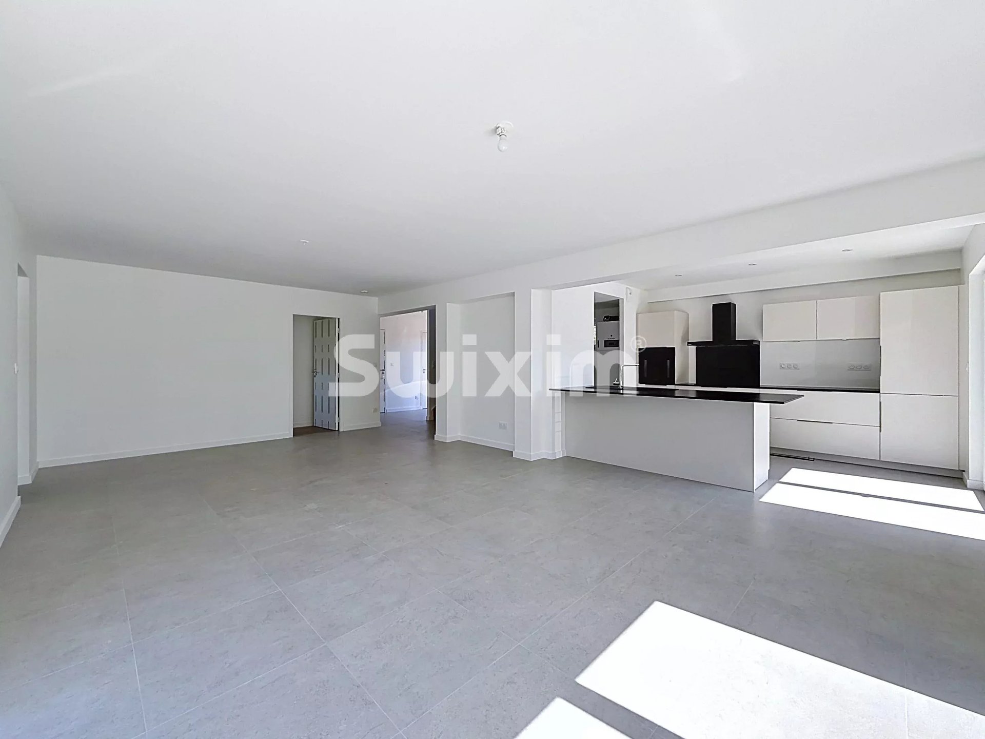 Maison à vendre, 162m², Saint-Genis-Pouilly