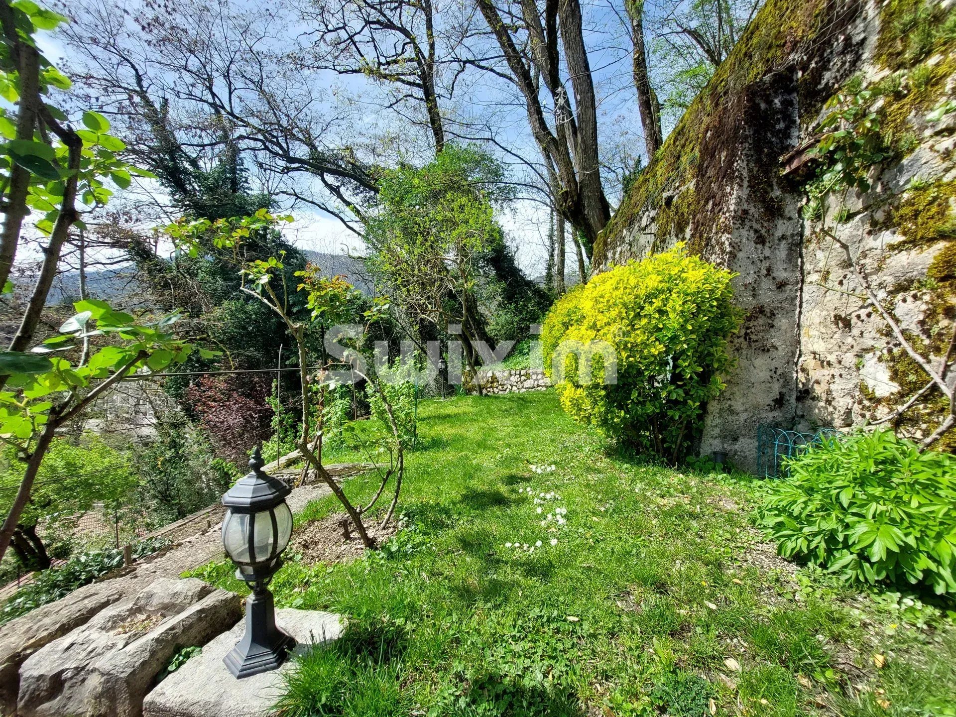 Maison à vendre, 180m², Gex