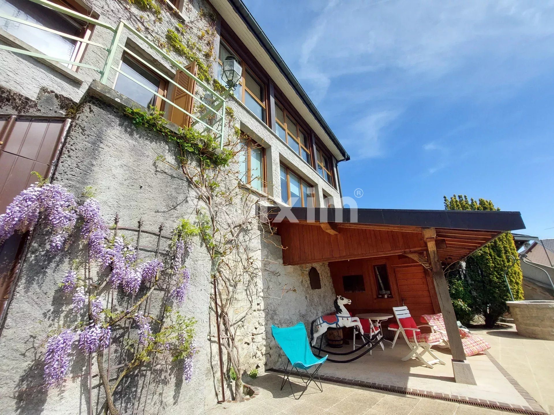 Maison à vendre, 180m², Gex