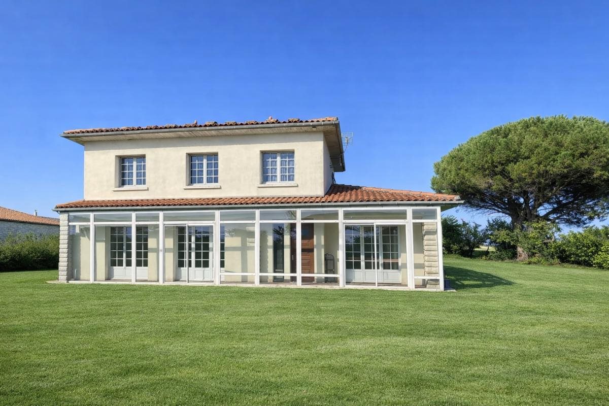 Maison à vendre, 120m², Chenac-Saint-Seurin-d'Uzet