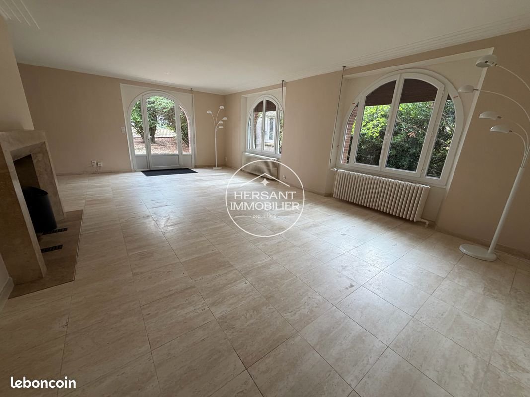 Maison à louer, 176m², Baccon