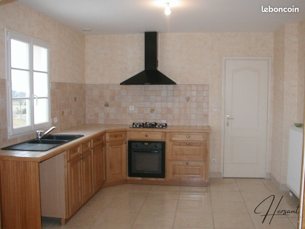 Maison à louer, 142m², Baule