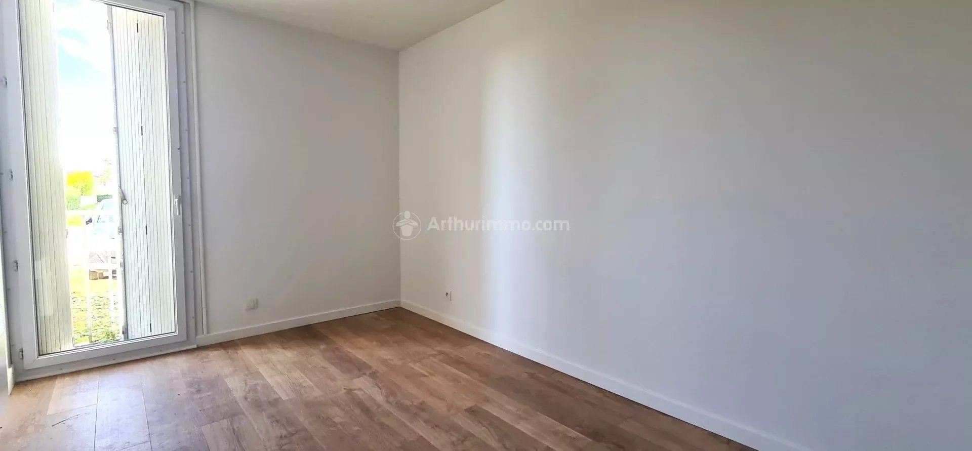 Appartement à louer, 78m², Saint-Juéry