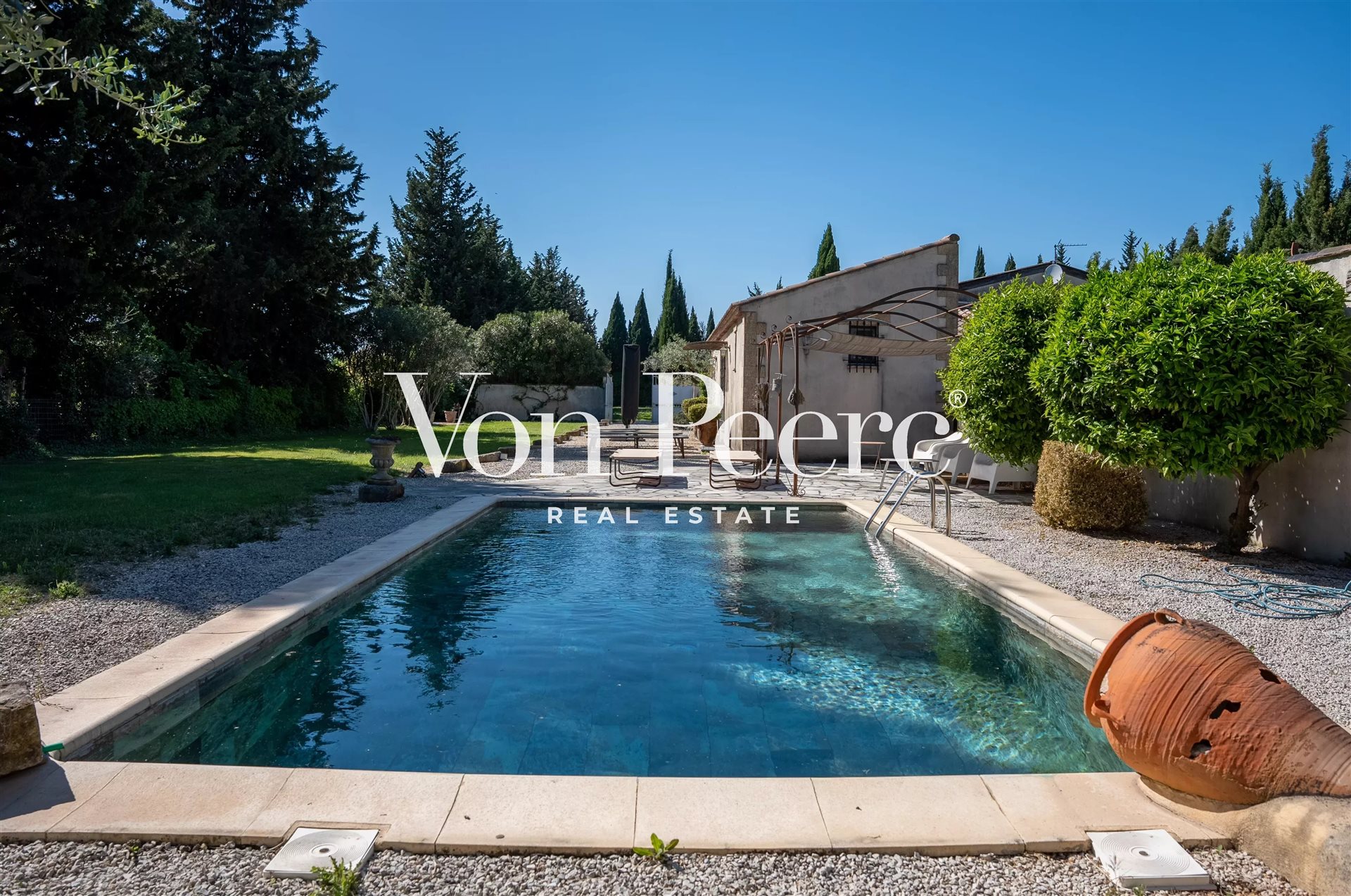 Maison à vendre, 220m², Saint-Etienne-du-Grès